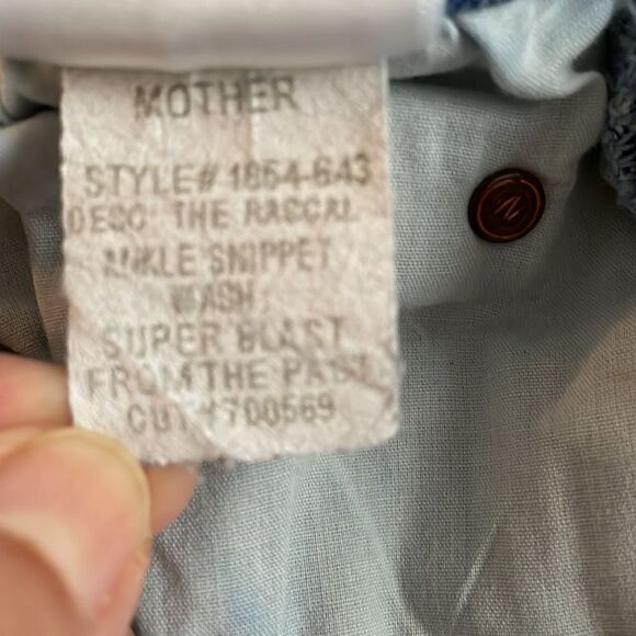 Mother the rascal ankle snippet jeans - Picture 10 of 10